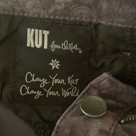 KUT NWOT Sz6. Gray velvet like pants. Skinny mid rise - Picture 6 of 7